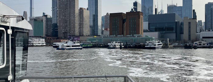 NY Waterway Ferry Terminal Midtown is one of Rich'in Beğendiği Mekanlar.