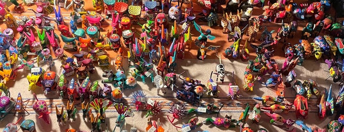 Plaza de Los Amigos is one of Art, Crafts, and Live Music at Epcot.