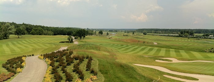 Golfstream Golf Club is one of Интересные места в Киеве.