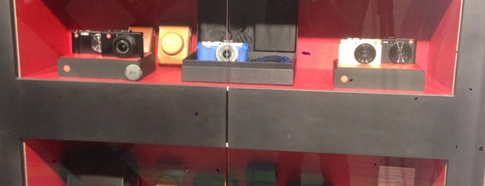 Leica Store is one of P.O.Box: MOSCOW'un Beğendiği Mekanlar.