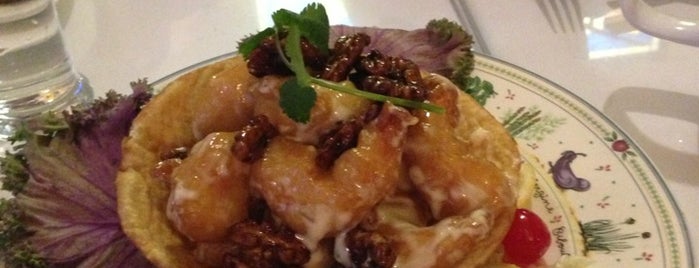 Alice's Restaurant is one of The 15 Best Places for Chow Mein in San Francisco.