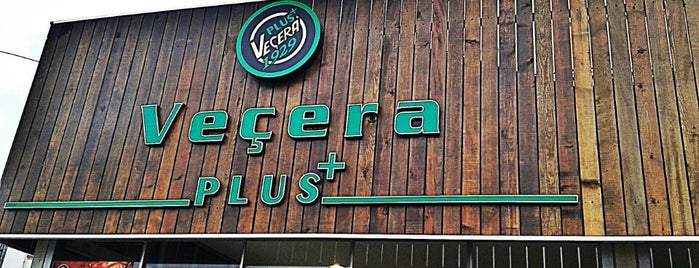 Cafe Veçera Plus is one of สถานที่ที่ Alp ถูกใจ.