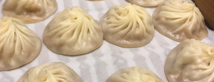 Din Tai Fung 鼎泰豐 is one of Ăn.