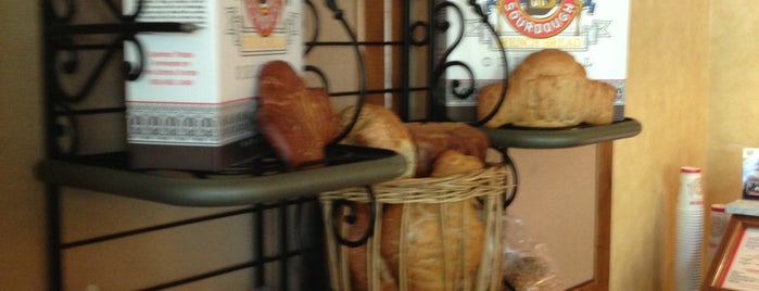 Boudin Bakery Café is one of FiDi Frequents.