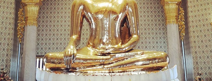Wat Traimitr Withayaram is one of bangkok.