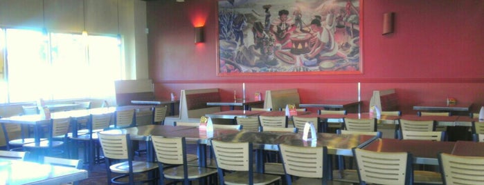 Qdoba Mexican Grill is one of Vasundharaさんのお気に入りスポット.