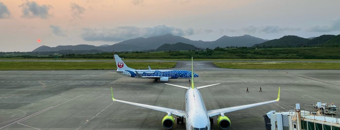 新石垣空港 展望デッキ is one of 沖縄リスト.