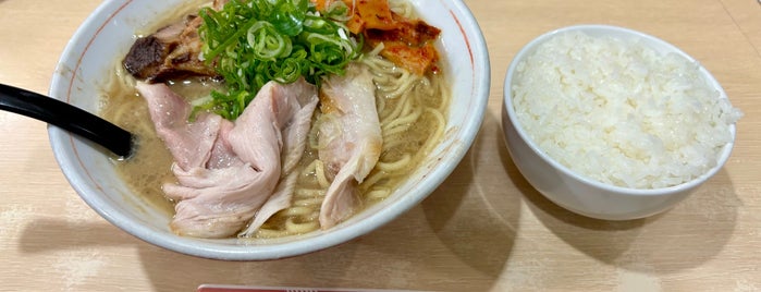 Akihide is one of ラーメン/洛中北・洛北（京都） - Ramen Shop in Northern Kyoto.