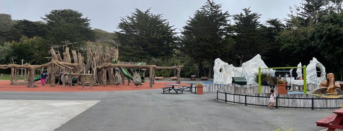 Elinor Friend Playground is one of Playgrounds (San Francisco).