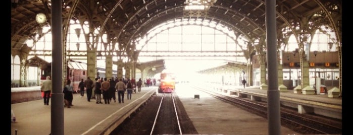 Vitebsky Railway Station is one of Lieux qui ont plu à Stanislav.