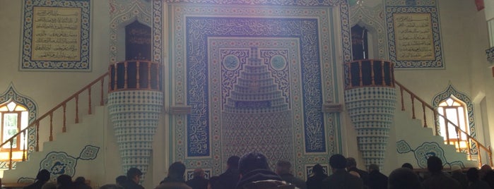 Resulullah Camii is one of Nalan'ın Beğendiği Mekanlar.