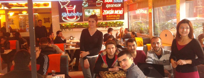 Sevgi Yolu Cafe is one of gittiğim mekanlar.