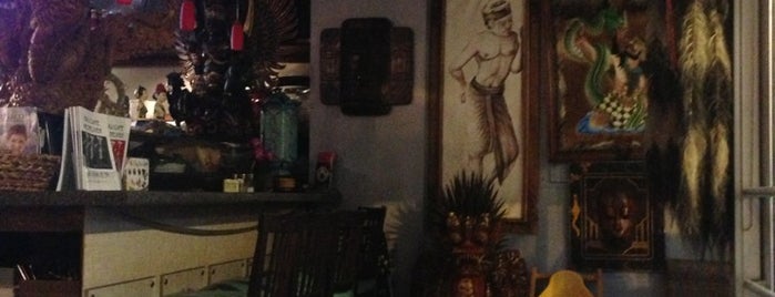 Bali Cafe is one of Locais salvos de 🦁.
