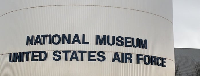 Air Force Museum Memorial Park is one of Tempat yang Disukai Jordan.