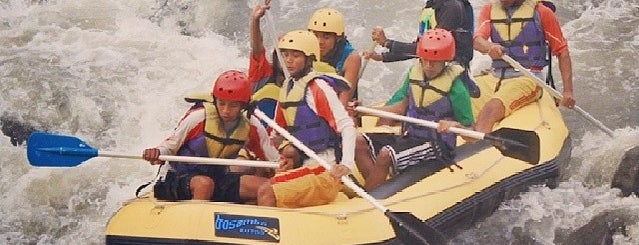 Bosamba rafting is one of Obyek Wisata Jawa Timur SELAIN Malang Surabaya.