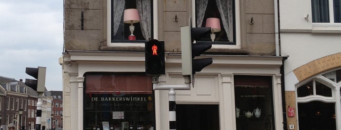 De Bakkerswinkel is one of Lugares favoritos de Mariana.