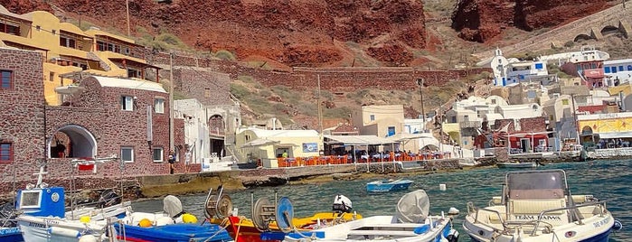 Ammoudi Bay is one of Greece.