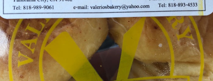 Valerio's Bakery is one of Favorite Noms.