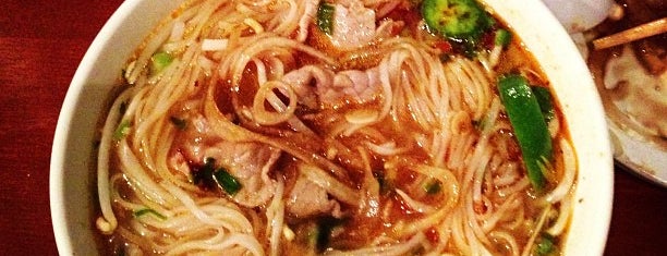 Pho Show is one of Yanさんのお気に入りスポット.