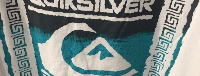 Quiksilver is one of Одежда.