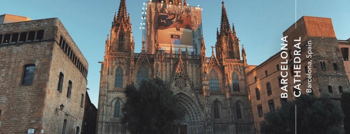 Catedral De Barcelona is one of Locais salvos de Queen.