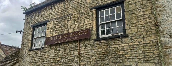 The Major's Retreat is one of Cotswalds Pubs.