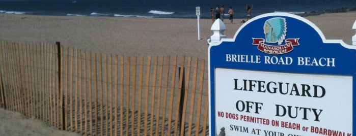 Brielle Road Beach is one of สถานที่ที่บันทึกไว้ของ Lizzie.