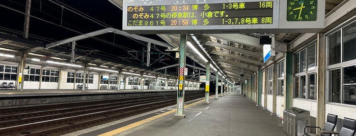 新山口駅 新幹線ホーム is one of 2011.08 Kansai.