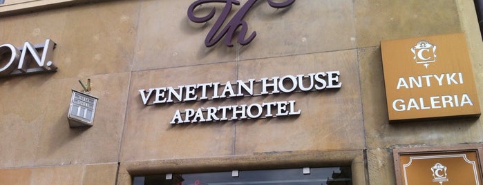 Venetian House Aparthotel is one of Frau : понравившиеся места.