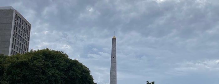 Plaza De La República is one of Lieux qui ont plu à Lalo.