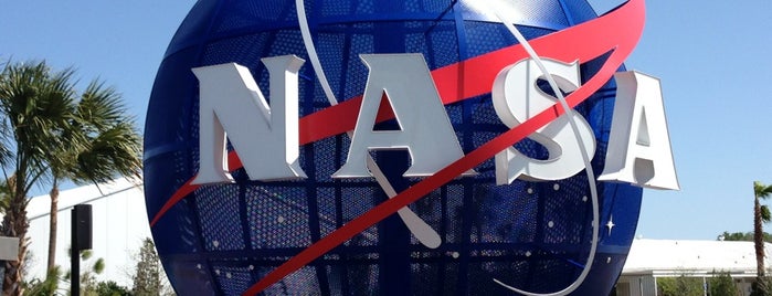 Kennedy Space Center - NASA is one of Gary: сохраненные места.
