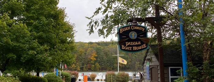 Paddle Boathouse is one of IS'ın Beğendiği Mekanlar.