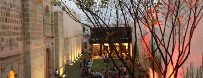 SP Café Restaurante is one of Oaxaca's Lullaby.