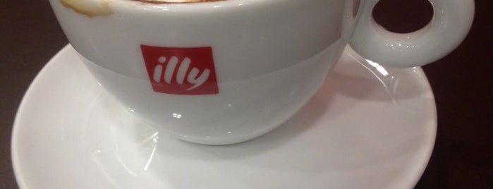 espressamente illy is one of สถานที่ที่ Asli ถูกใจ.