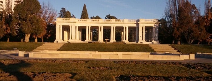 Cheesman Park is one of Denver.