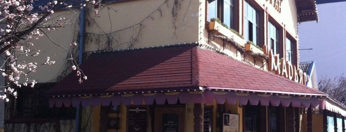 Ресторан Мадьяр is one of Orte, die Елена gefallen.