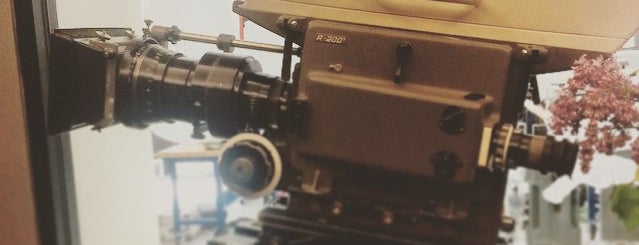 Panavision is one of Yael'in Beğendiği Mekanlar.