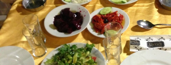Efendi Restaurant Veli'nin Yeri is one of Lieux sauvegardés par Mutlu.