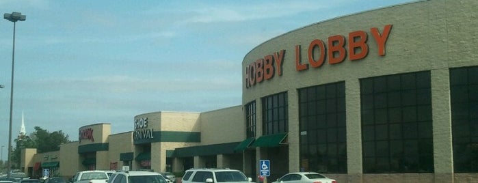 Hobby Lobby is one of สถานที่ที่ ⚜ Nimesh ถูกใจ.