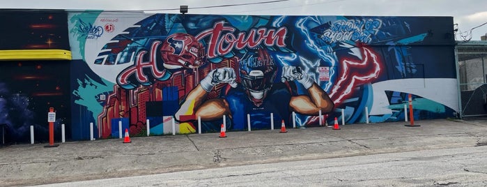 Houston Graffiti Wall is one of H. Town.