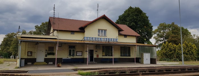 Železniční stanice Uherský Ostroh is one of Železniční stanice ČR (T-U).
