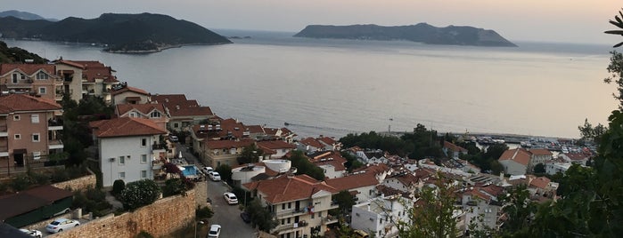 Duvar is one of Kaş'ın en iyileri.