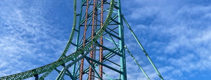 Zumanjaro Drop of Doom is one of CBS Sunday Morning 4.