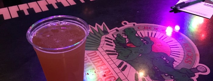 Crocodile Rocks Dueling Piano Bar is one of Fun at myrtle beach.