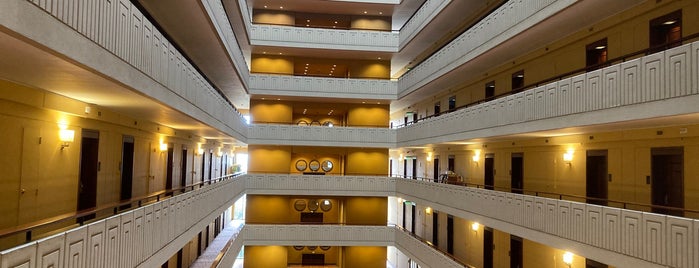 Sheraton Lima Hotel & Convention Center is one of Lima City Badge - Ciudad de los Reyes.