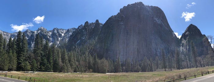 Cathedral Peak is one of Lugares favoritos de Lizzie.
