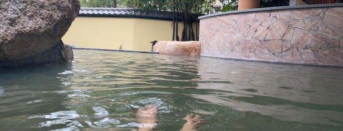 Imperial Hot Spring is one of Zhuhai.