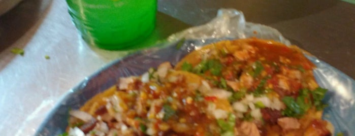 Tacos "el Güero" is one of comida.