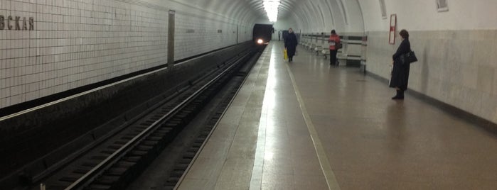 Метро Алексеевская is one of Московское метро.