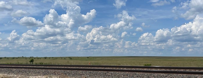 Middle Of Nowhere In Texas is one of Funny places.